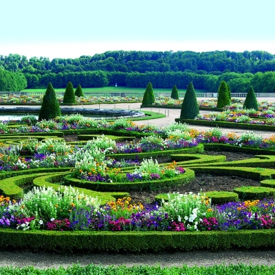 Calendar cu imagini Gardens, 31.5 x 48 cm, 12 file, 2026